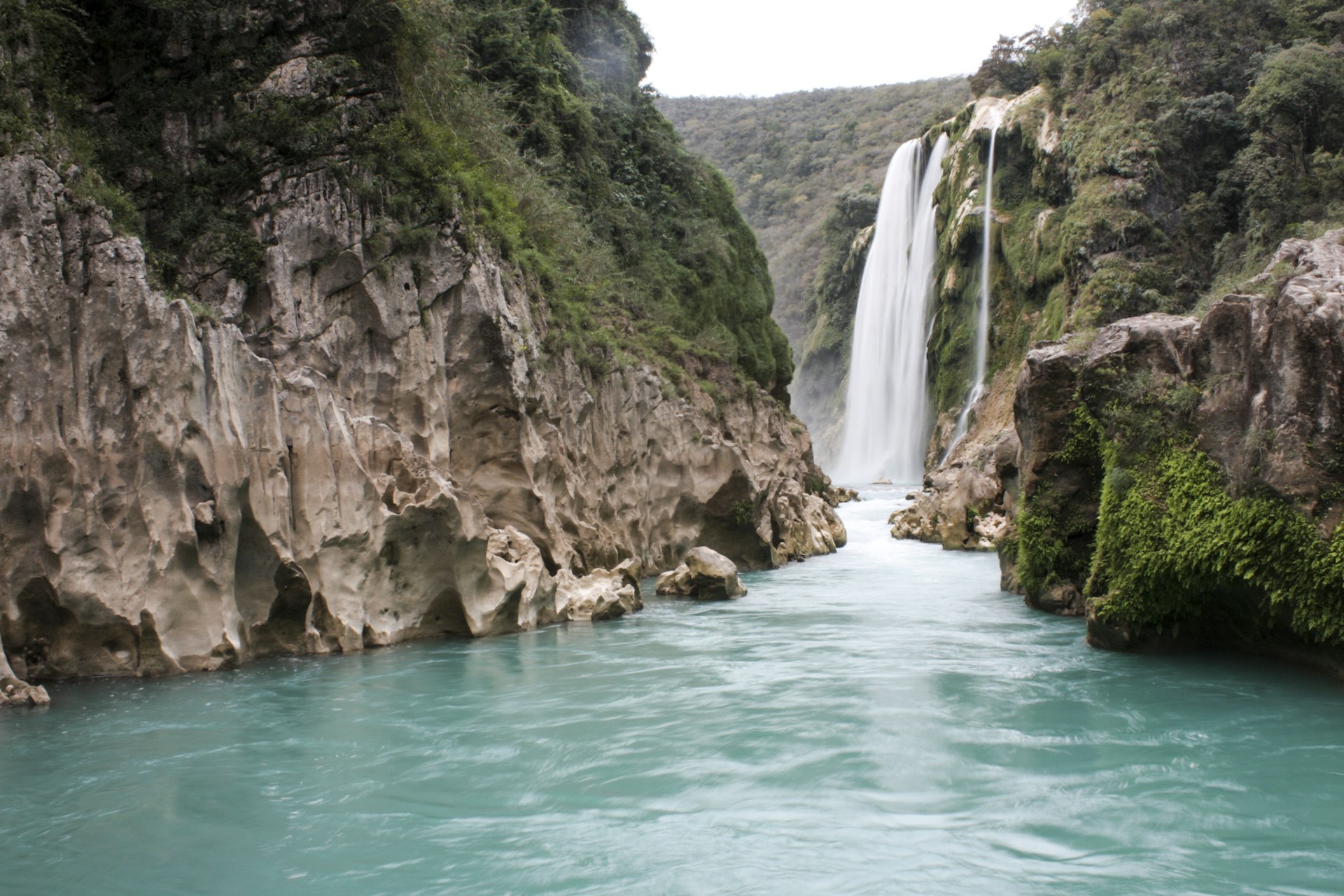 Tamul Waterfall in La Huasteca Potosina